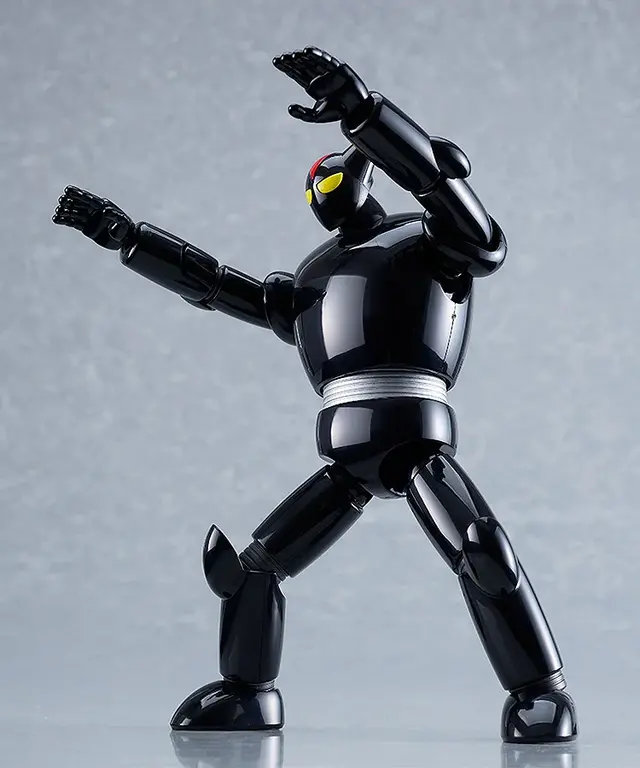 「鉄人28号」「ブラックオックス（初代鉄人版）」プラモが再販！各関節可動、交換パーツによりさまざまなアクションが可能