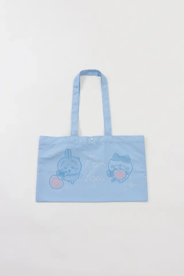 「ちいかわ」キラキラ輝く「DECOシリーズ」が目を引く！チャーム付きトートバッグと箔プリントTシャツなど5商品が新発売
