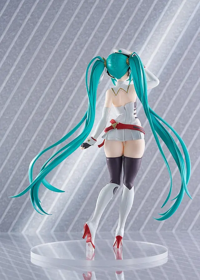 なんという太もも！トリダモノ氏による「レーシングミク 2023Ver.」フィギュアが再販予約締切迫る