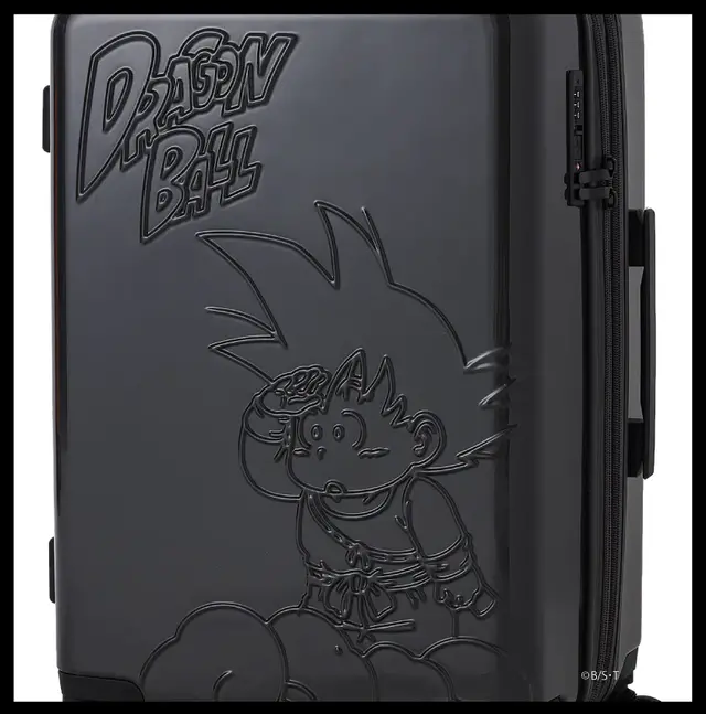 サックスバーより「ドラゴンボール」グッズが9月15日発売！幼少期悟空のスーツケース、刺繍バッグなど全7アイテム