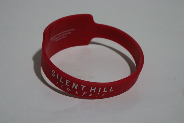 『SILENT HILL: Townfall』体験者に「サイモンのリストバンド」配布！予約特典Tシャツも【TGS2026】