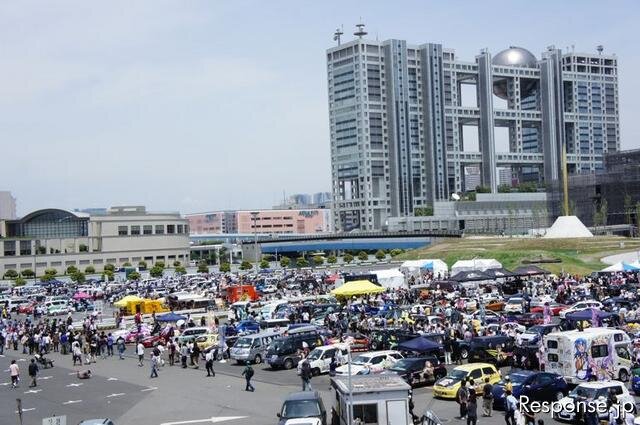 東京お台場に、約1000台の痛車が集結した