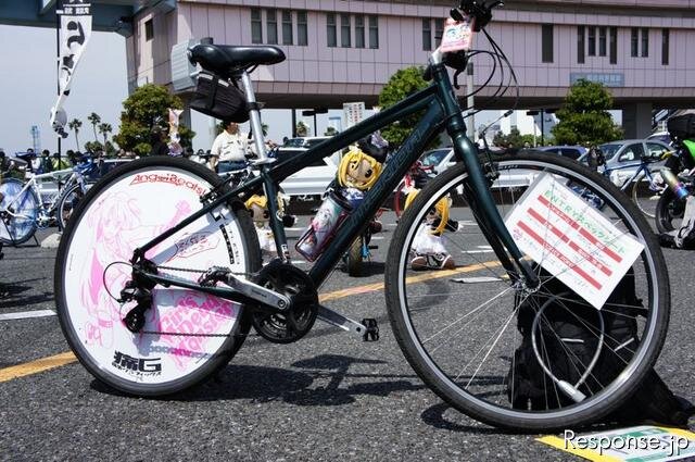 東京お台場に、約1000台の痛車が集結した