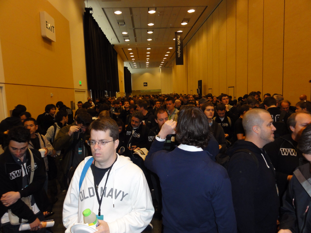 E3、WWDC、GDCなどの海外イベントで力を発揮するモバイルWi-Fiルータ「MiFi」を直撃取材