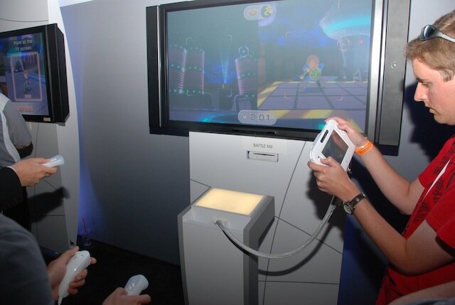 【E3 2011】4時間待ちでWii-Uを体験、コントローラーの感触は？