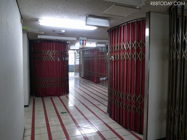 【フォトレポート】秋葉原「ラジオ会館」、いよいよ解体……取り壊し直前、内部を一般公開