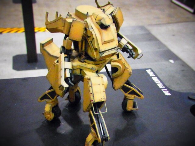 【ワンフェス2012夏】搭乗可能な巨大ロボット「クラタス」、幕張メッセに立つ！