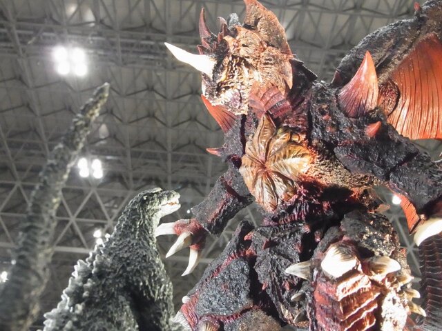 【ワンフェス2012夏】美少女だけがワンフェスじゃない！特撮怪獣フォトレポート