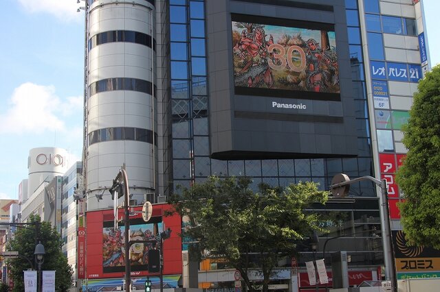 【ドラクエX発売】渋谷スクランブル交差点をドラクエがジャックした