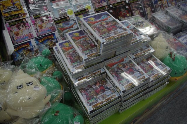 【ドラクエX発売】ヨドバシAkibaでは100人以上の行列