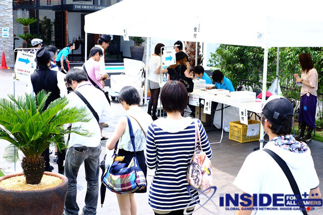 『初音ミク -Project DIVA- f』藤田咲さんと150人がkz×八王子Pコラボ新曲で迫力のダンス！