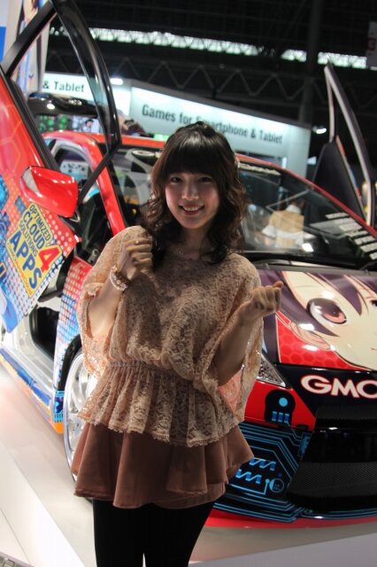 【TGS 2012】クラウドに萌えキャラ&痛車登場!? GMOインターネットブースには声優の内田真礼さんも