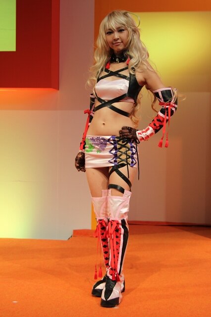 【TGS 2012】ビジネスデーを彩ってくれたコンパニオンたち、DAY2編