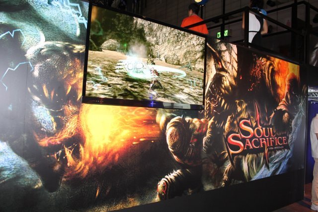 【TGS 2012】PS Vita期待の新作『SOUL SACRIFICE』4人でハーピィ討伐に挑戦