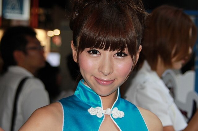 【TGS 2012】パブリックデーで一段と輝く美人コンパニオン特集 今年のラスト