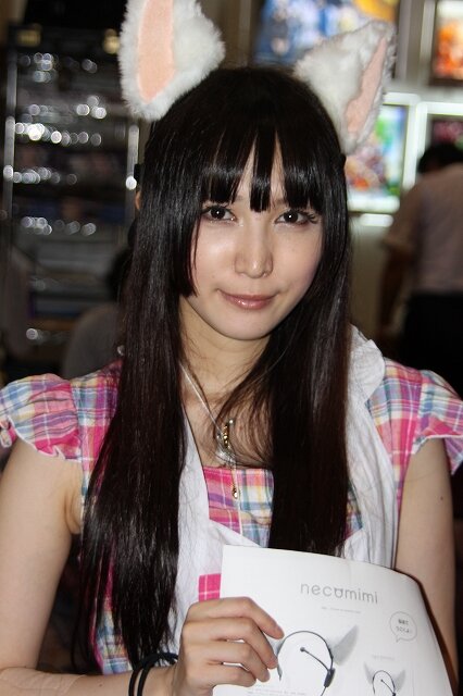 【TGS 2012】パブリックデーで一段と輝く美人コンパニオン特集 今年のラスト