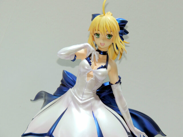 【ワンフェス2013冬】ドレスをまとったセイバーが素敵！アルターブースは人気キャラが大集結