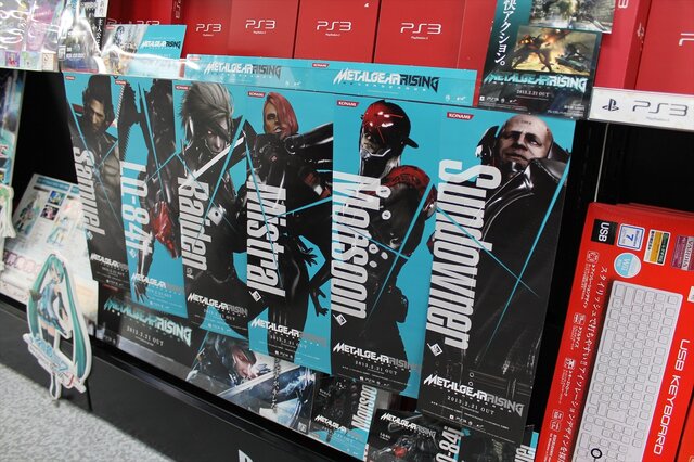 開店前から行列も！遂に発売した『METAL GEAR RISING』販売店舗の様子をお届け