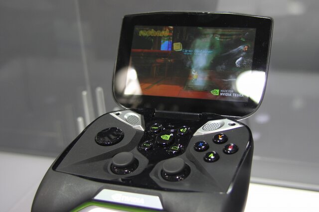 【MWC 2013】新型ゲーム機「Project Shield」の実機をムービーでチェック(訂正)