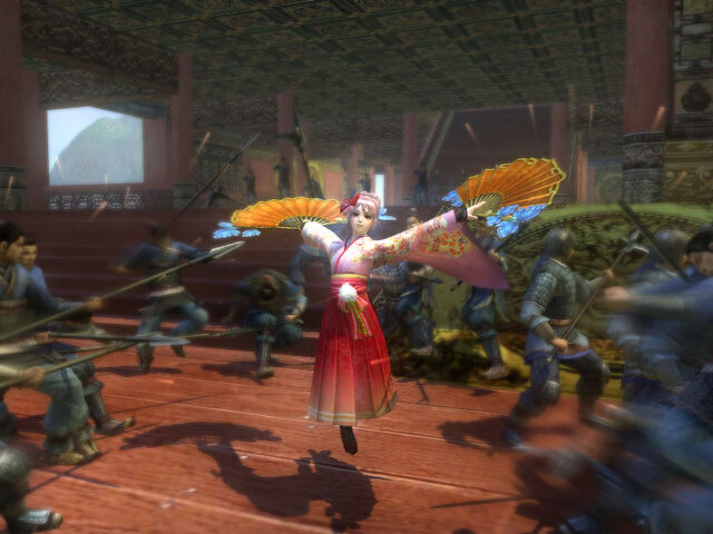 2種類の武器を戦闘中に持ち替えるシステムを採用