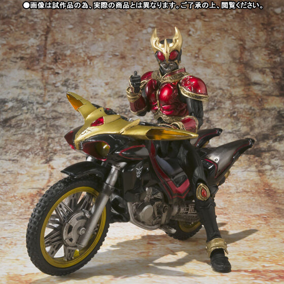 S.I.C.極魂に「仮面ライダークウガ ライジングマイティフォーム」と「ビートチェイサー2000」の豪華セットが登場