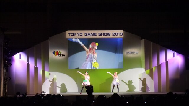 【東京ゲームショウ2013】一般公開初日のコスプレイベント「Cosplay Collection Night @ TGS」レポート