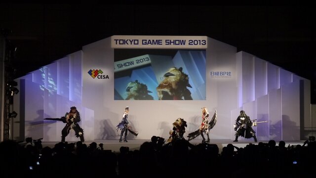 【東京ゲームショウ2013】一般公開初日のコスプレイベント「Cosplay Collection Night @ TGS」レポート