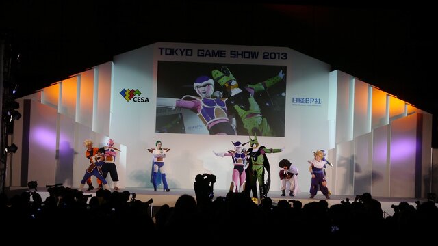 【東京ゲームショウ2013】一般公開初日のコスプレイベント「Cosplay Collection Night @ TGS」レポート