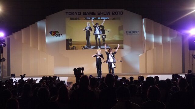 【東京ゲームショウ2013】一般公開初日のコスプレイベント「Cosplay Collection Night @ TGS」レポート