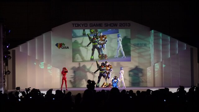 【東京ゲームショウ2013】一般公開初日のコスプレイベント「Cosplay Collection Night @ TGS」レポート