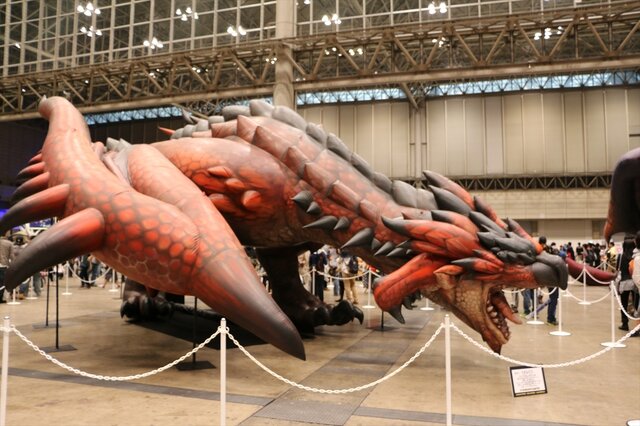 【モンスターハンターフェスタ’13】等身大のモンスターや足あとにハンターもビックリ、東京会場の盛り上がりをフォトレポートでお届け！