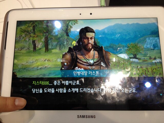 【G-STAR 2013】ネクソンが放つスマホ向けMMORPG『LEGION Of HEROES』をプレイレポート ― ターン性のバトルに秘められた戦略性とは