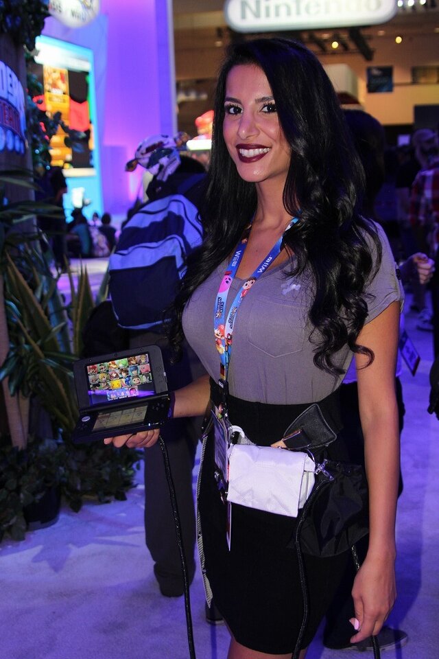 【E3 2014】お待たせしました!!今年も○○寸前な美人コンパニオンをご紹介