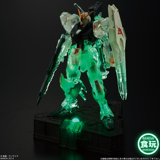 フィギュアの新しい提案「GUNDAM COSMIC LIGHT」発表 ― ガンダムが光とクリア成形のコラボで美しく勇ましく輝く