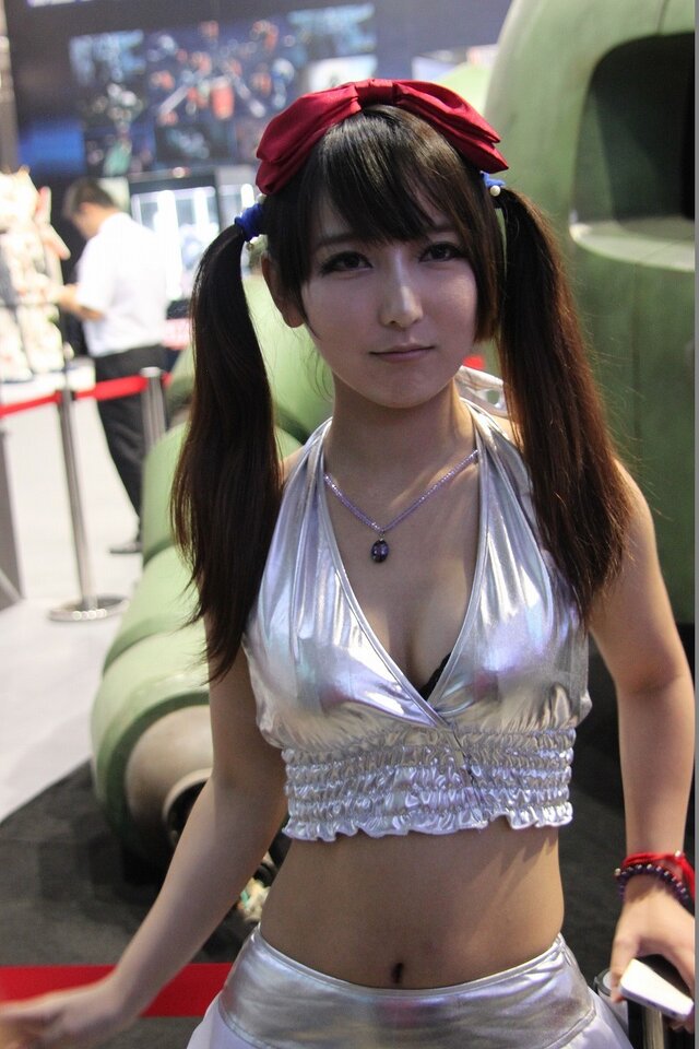 【China Joy 2014】雨の上海、でも熱気十分の会場でお出迎え、美女コンパニオン二日目編