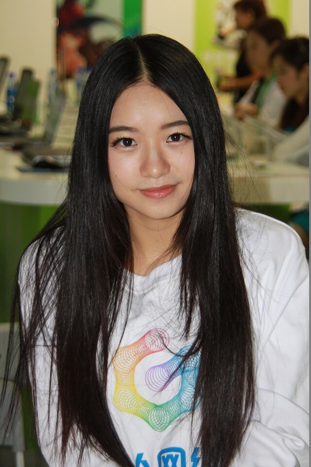 【China Joy 2014】ビジネスブースも美女揃い、営業スマイルいただきました！