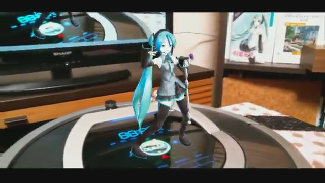 ロボット掃除機ルンバの上で初音ミクがARライブ