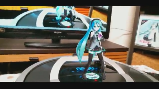 初音ミクをロボット掃除機「ルンバ」に乗せてARライブをやってみると…可動式円形ステージとしてベストマッチ