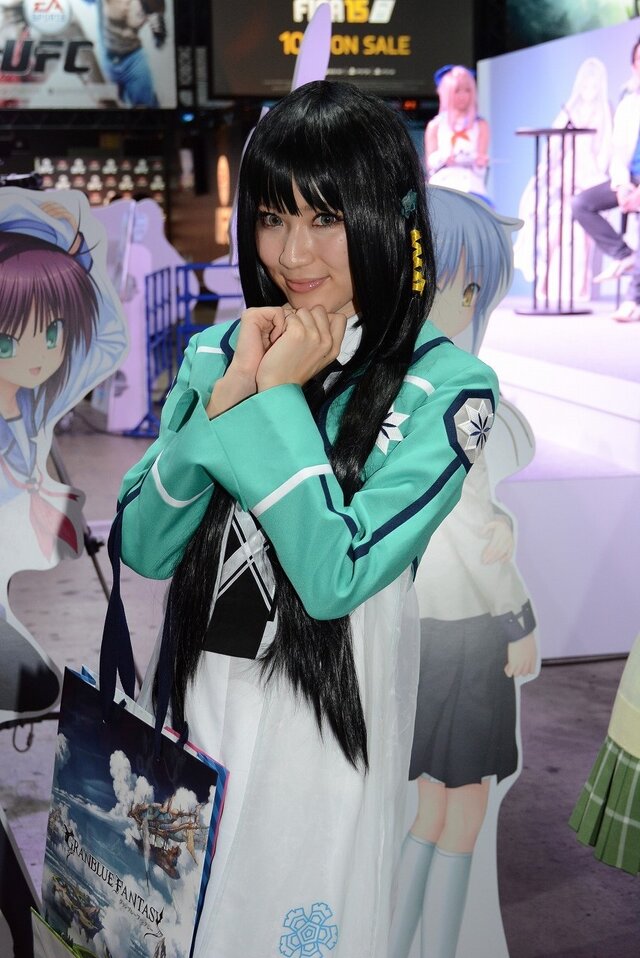 【TGS 2014】出足は好調? ともかく美しいコンパニオンの皆様をご紹介！