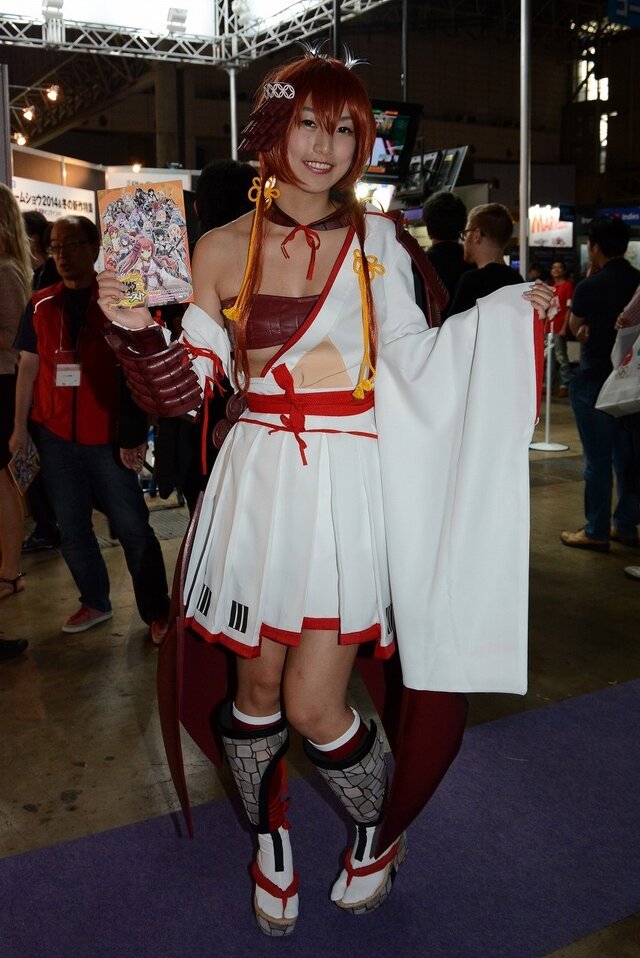 【TGS 2014】出足は好調? ともかく美しいコンパニオンの皆様をご紹介！