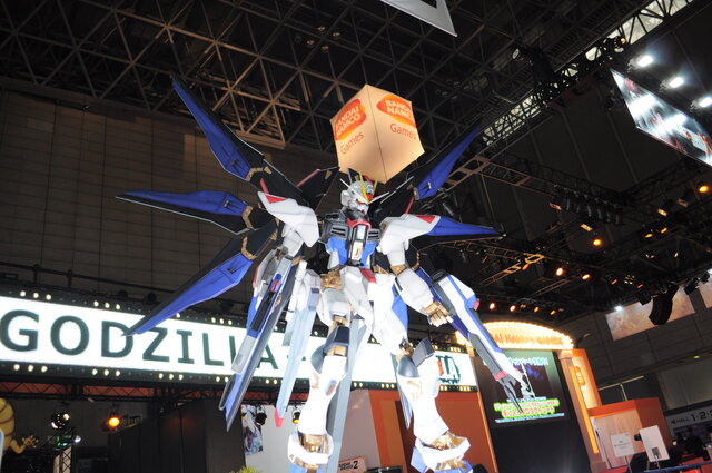 【TGS 2014】『ガンダムブレイカー2』開発者インタビュー！開発苦労話や想いを訊いた