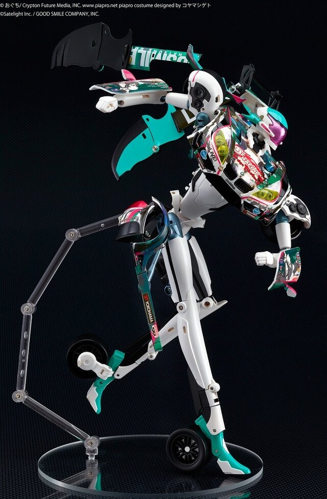 レーシングカーが初音ミクロボに変形！河森正治氏考案「GearTribe 初音ミクGTプロジェクト 2014Ver.」予約開始