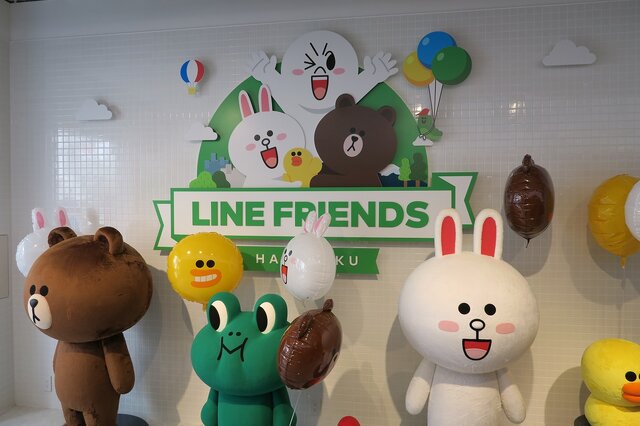 LINEファンの聖地!? 13日オープンの原宿「LINE FRIENDS STORE」をブラウン好きの編集長がチェック！