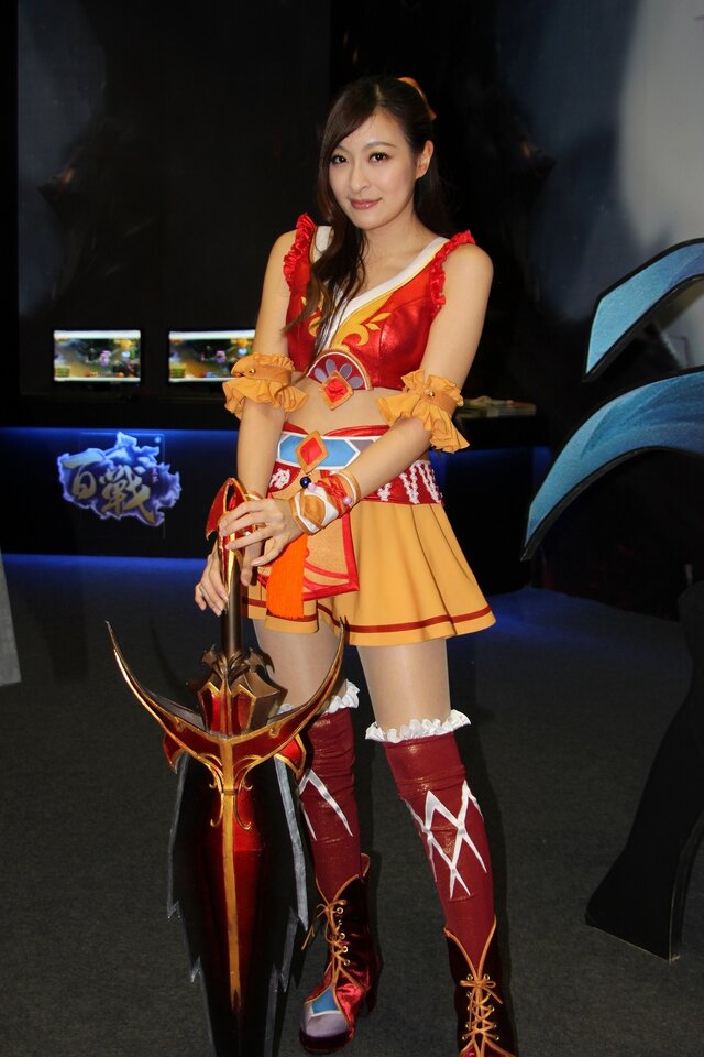 【台北ゲームショウ2015】二日目も元気にゲームを紹介してくれたコンパニオンさん写真集