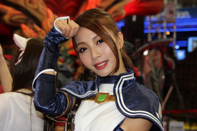 【台北ゲームショウ2015】二日目も元気にゲームを紹介してくれたコンパニオンさん写真集