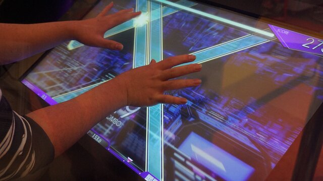 カプコン初のAC音ゲー『crossbeats REV.』ロケテレポート！そのゲームシステムを動画で