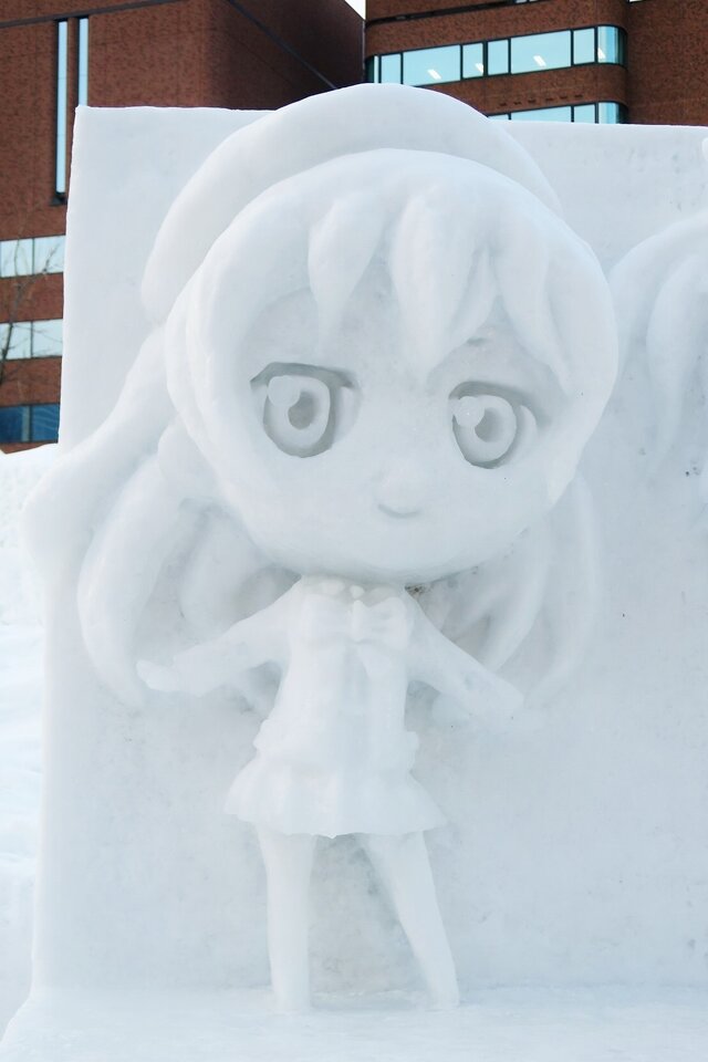 雪まつりにラブライバーも集合！「ラブライブ！」グッズも大人気で品切れも