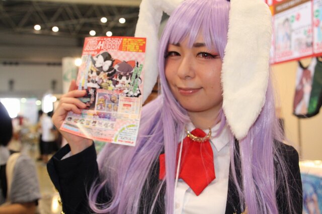 【コミケ88】企業ブースも頑張ってます！どどーんっと大放出 ー コンパニオン写真集2015