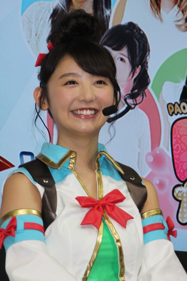 【TGS2015】おのののかさんがヒロインの衣装で登場！『ベーモンキングダム』で対戦&尻相撲対決