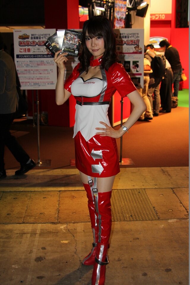 【TGS2015】ショウを盛り上げてくれる、今年の美人コンパニオンの皆さんを紹介